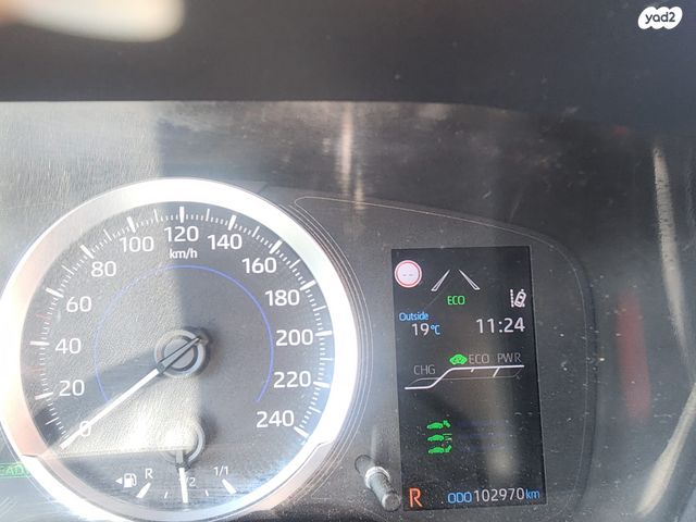 מודעת רכב טויוטה קורולה