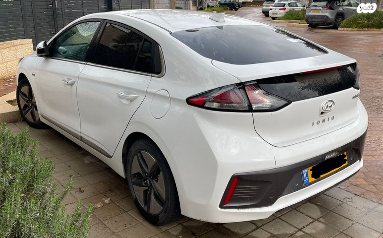 מודעת רכב יונדאי איוניק