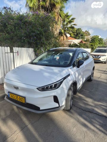 מודעת רכב ג׳ילי Geometry C