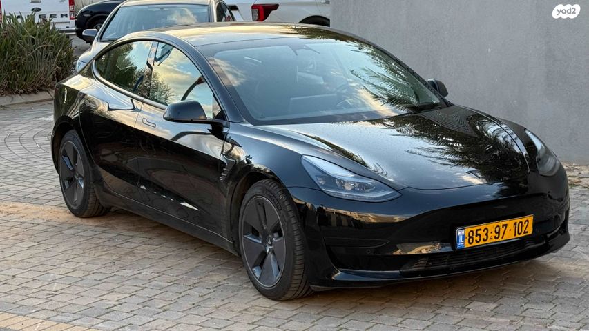 מודעת רכב טסלה מודל 3