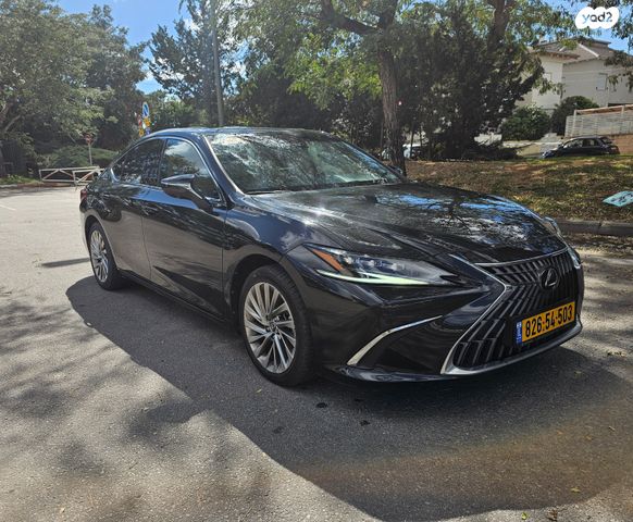 מודעת רכב לקסוס ES