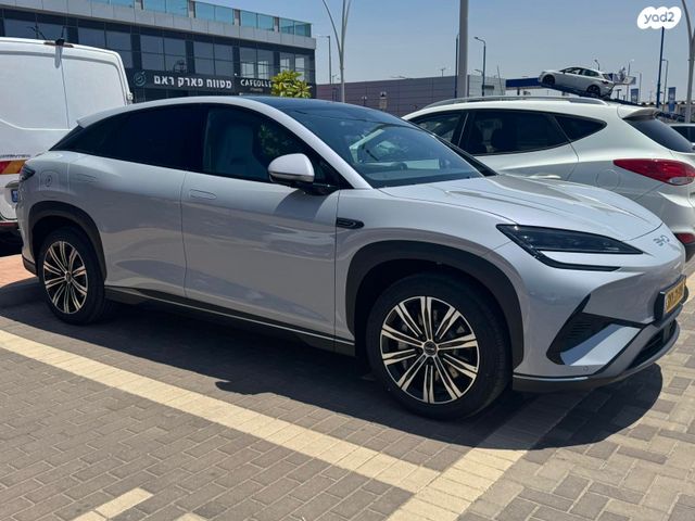 מודעת רכב בי.ווי.די סי ליאון 07