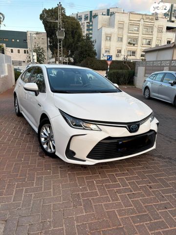 מודעת רכב טויוטה קורולה