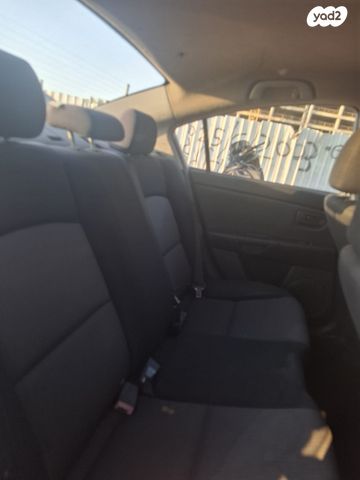 מודעת רכב מאזדה 3