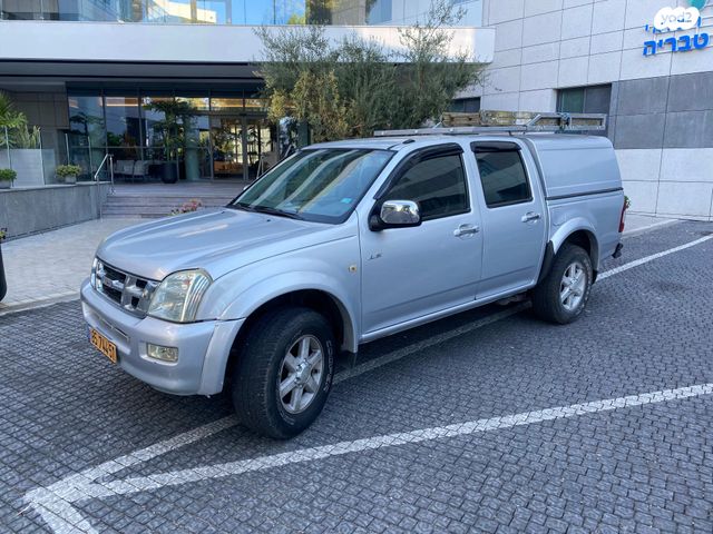 מודעת רכב איסוזו די-מקס