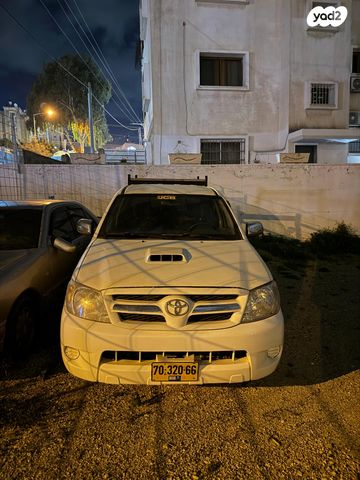 מודעת רכב טויוטה היילקס ויגו