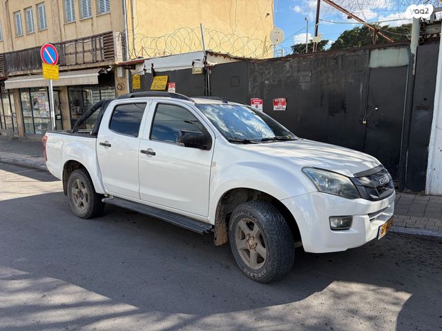 מודעת רכב איסוזו די-מקס