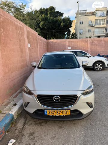 מודעת רכב מאזדה CX-3