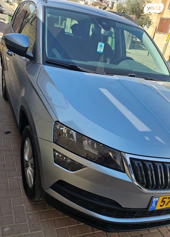מודעת רכב סקודה קארוק