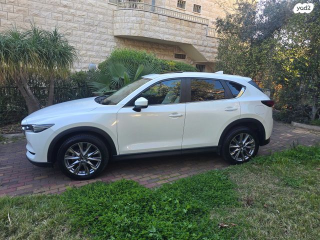 מודעת רכב מאזדה CX-5