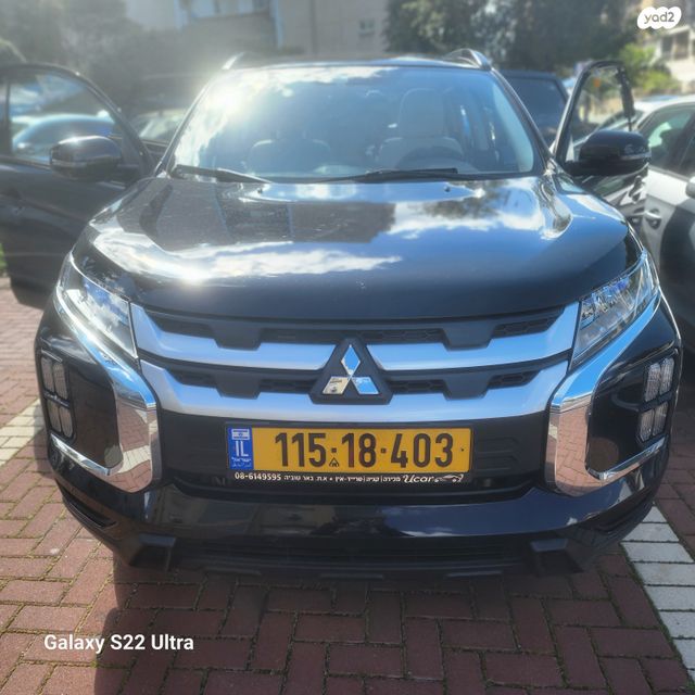 מודעת רכב מיצובישי ASX