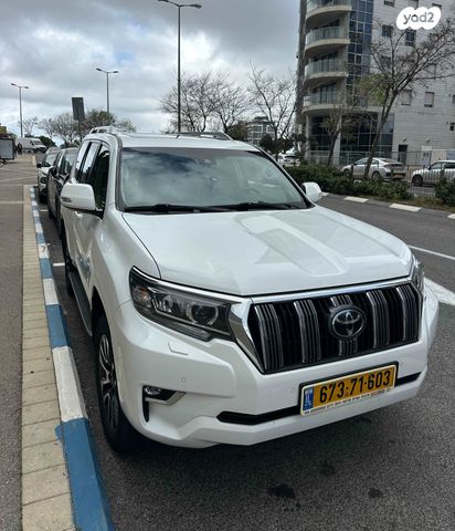 מודעת רכב טויוטה לנד קרוזר