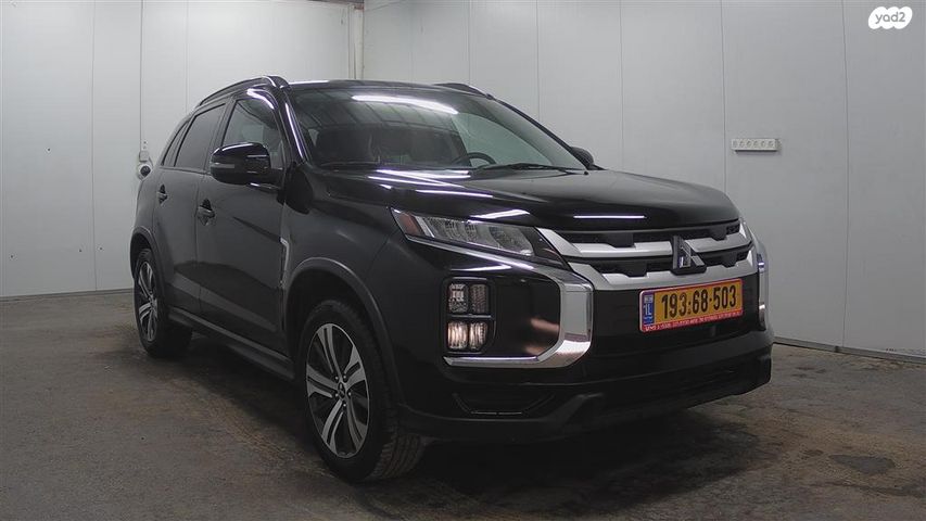 מודעת רכב מיצובישי ASX