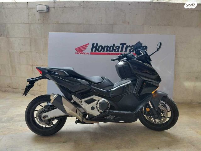 מודעת רכב הונדה פורזה 750