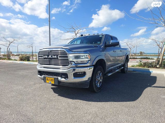 מודעת רכב דודג' 1