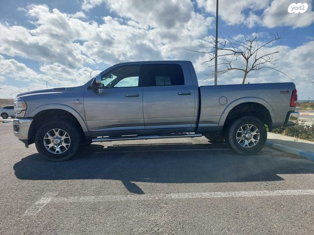 מודעת רכב דודג' 2