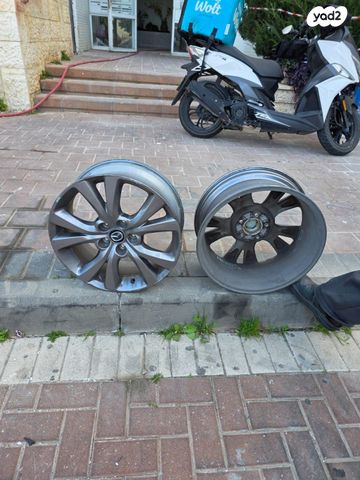 feedItemObj.data.row_1