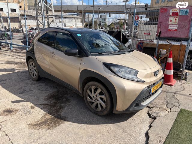 מודעת רכב טויוטה אייגו X