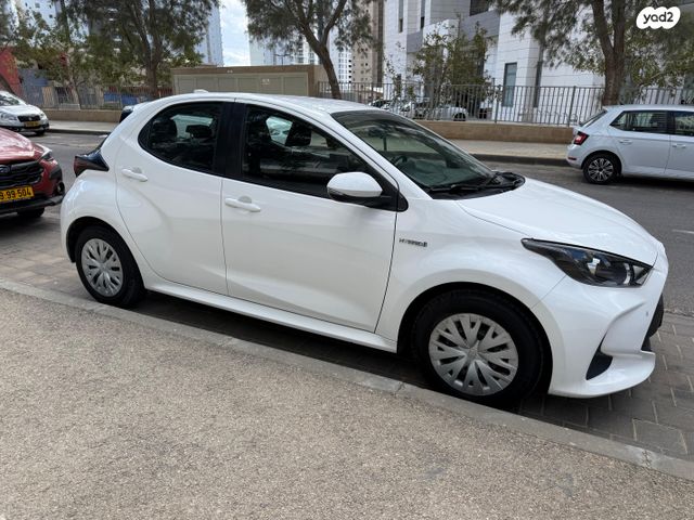 מודעת רכב טויוטה יאריס