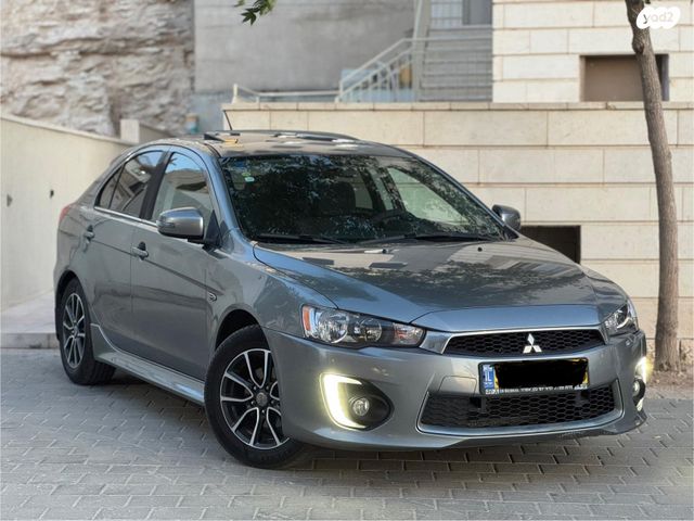 מודעת רכב מיצובישי לנסר