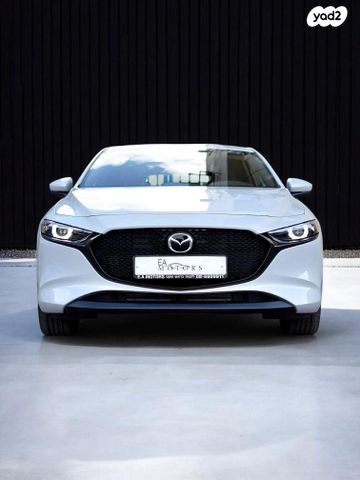 מודעת רכב מאזדה 3