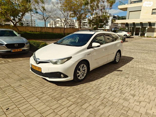 מודעת רכב טויוטה אוריס