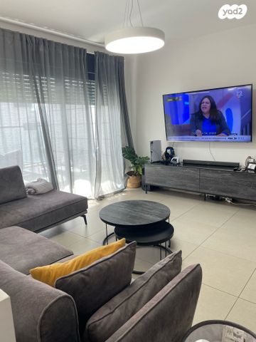 ריטה לוי מונטלצ'יני 4