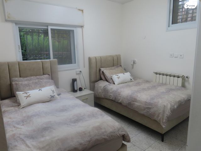 עזרת תורה 33