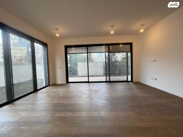 הצפון החדש - כיכר המדינה