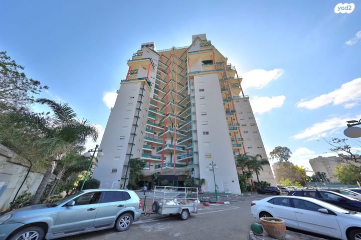 שדרות בן גוריון 95