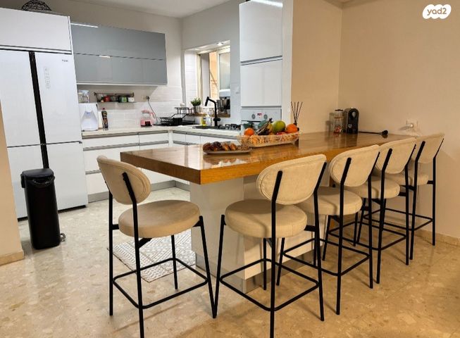 מנחם אוסישקין 