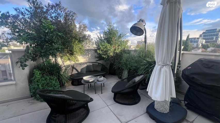 גג/ פנטהאוז, נאות אפקה ב', תל אביב יפו