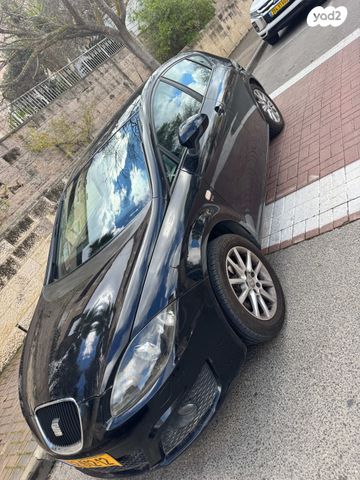 מודעת רכב סיאט לאון