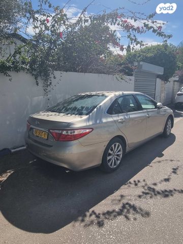 מודעת רכב טויוטה קאמרי