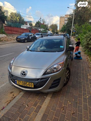 מודעת רכב מאזדה 3