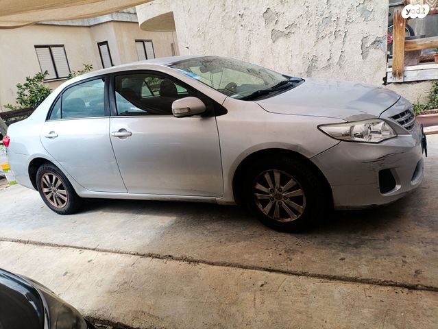 מודעת רכב טויוטה קורולה