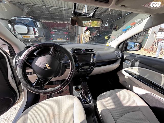 מודעת רכב מיצובישי אטראז'