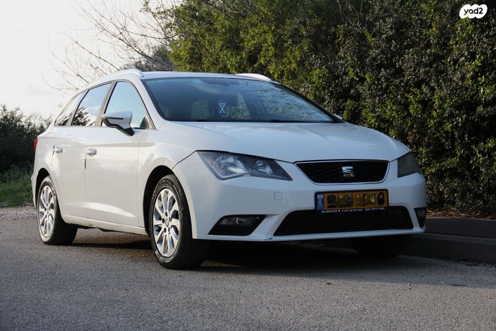 מודעת רכב סיאט לאון