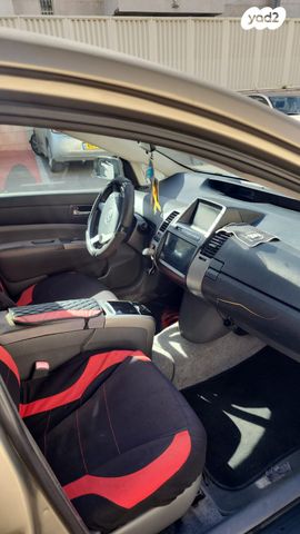 מודעת רכב טויוטה פריוס