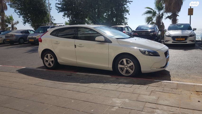 מודעת רכב וולוו V40