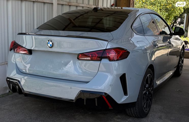 מודעת רכב ב מ וו סדרה 2