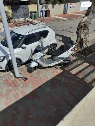 מודעת רכב סאן יאנג אחר