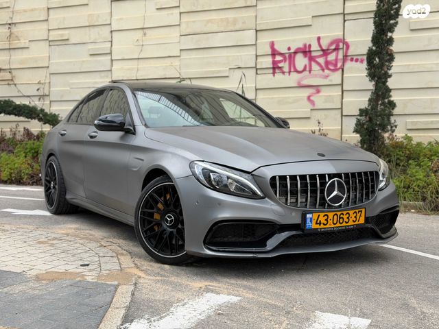 מודעת רכב מרצדס-בנץ C-class