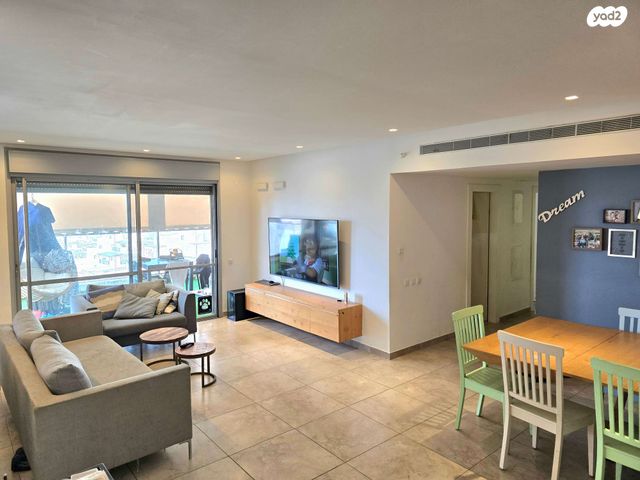 נחל אלכסנדר 18