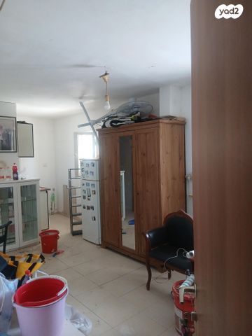 אלפרד רוסי 3