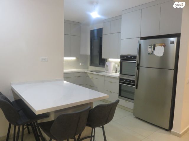 רבי יצחק נפחא 11