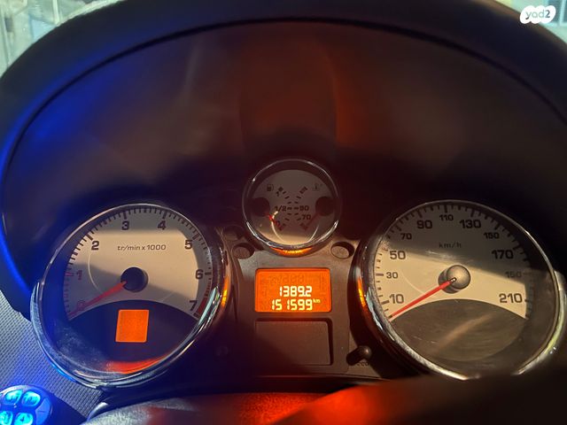 מודעת רכב פיג'ו 207