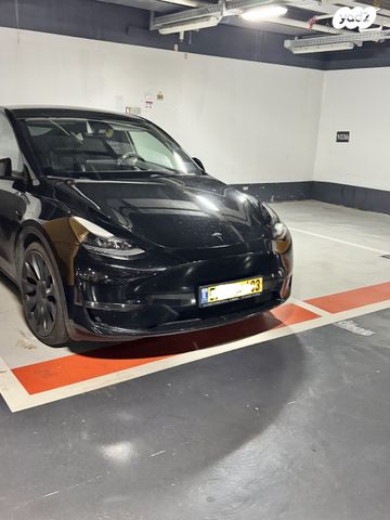 מודעת רכב טסלה מודל Y