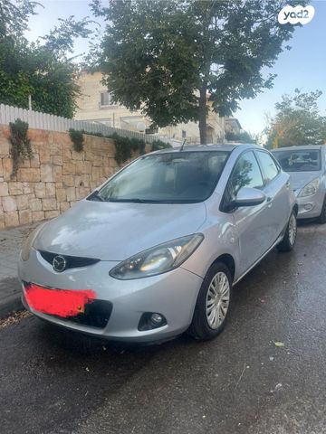 מודעת רכב מאזדה 2