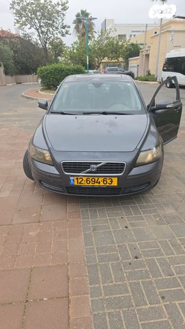 מודעת רכב וולוו S40